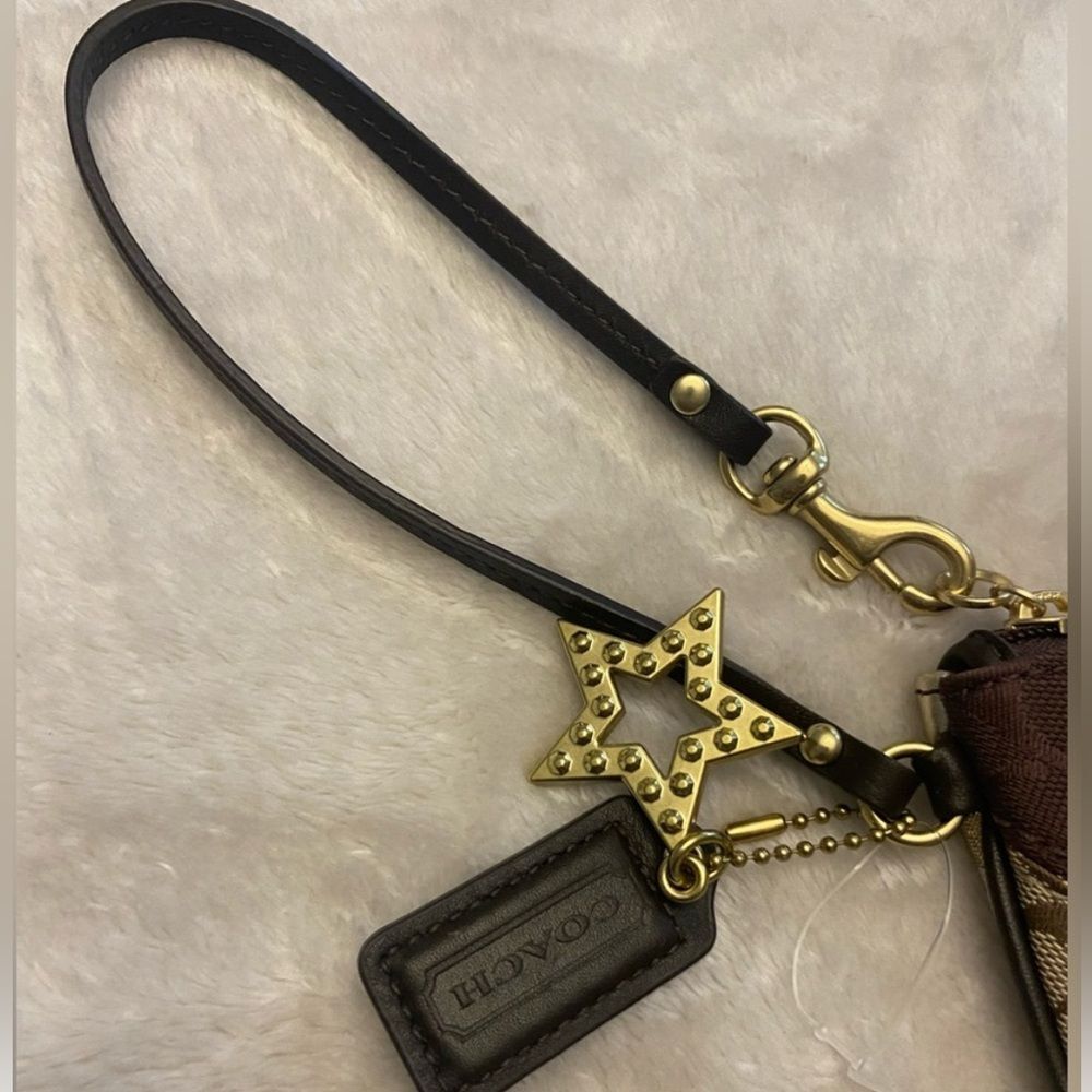 Coach Y2K Patchwork Multicolor Brown / Gold Patchwork Leather Wristlet - Picture 3 of 7